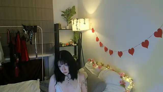 AuraShift online show from February 28, 2:23 am