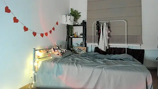 AuraShift online show from March 21, 10:24 pm