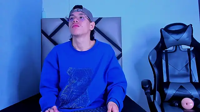 Bennet-Gray online show from February 27, 4:34 am