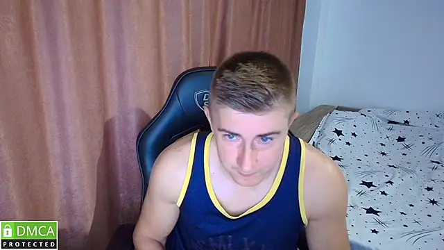 Snapshot of TodMusclePower9 chatting on April 30, 5:36 am TodMusclePower9 online show from April 30, 5:36 am