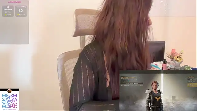 AustrianGirl99AtWork online show from April 14, 3:18 pm