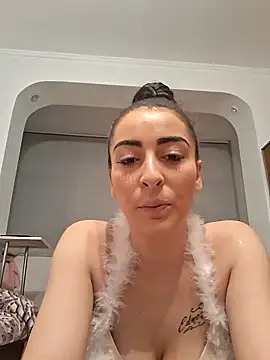 ElleanorPink online show from February 28, 12:55 am