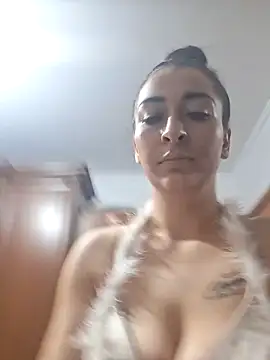 ElleanorPink online show from March 1, 4:03 am