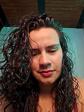  ChloeRed online show from April 24, 2:30 pm