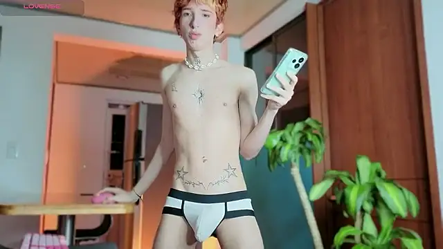 golden twink  online show from March 5, 8:10 am