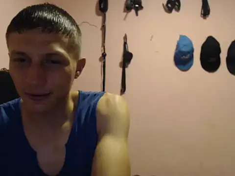 Snapshot of Cronos_Hot_8 chatting on February 9, 8:02 pm Cronos Hot 8 online show from February 9, 8:02 pm