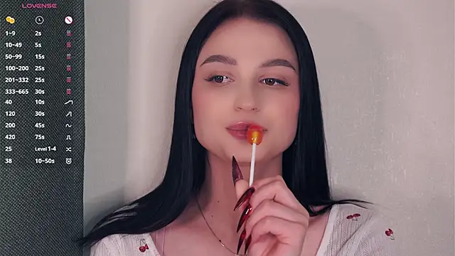 ZofiaSoshnik online show from March 19, 11:47 am