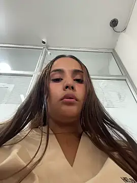 Noa Harper- online show from March 8, 9:29 pm