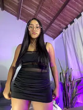 Snapshot of camila_wood chatting on May 25, 11:44 pm camila wood online show from May 25, 11:44 pm