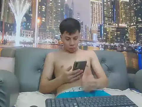 santiago xxxcol online show from March 24, 11:54 pm