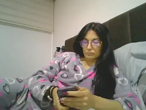 sweetsensations online show from April 8, 11:05 pm