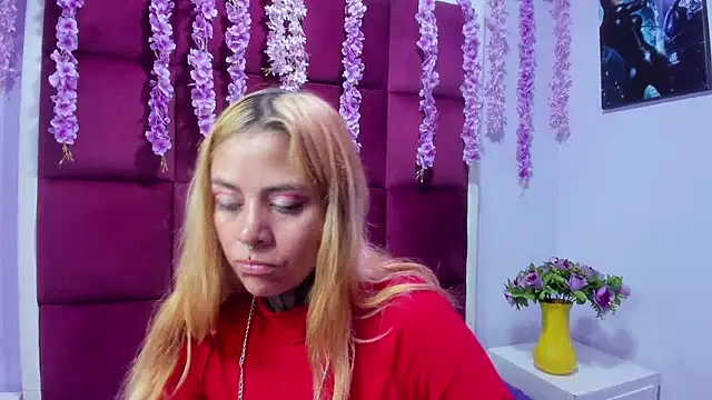 Dakota Angell  online show from February 24, 2:09 am