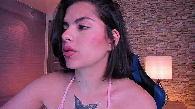 butterflyx39 online show from April 18, 11:58 am