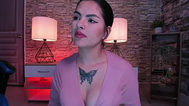 butterflyx39 online show from April 25, 11:35 am