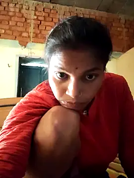 Snapshot of Gungun_thakur chatting on May 23, 8:18 am Gungun thakur online show from May 23, 8:18 am