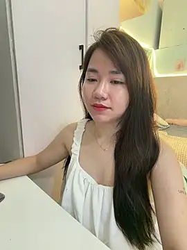 Snapshot of Amy8386 chatting on June 18, 4:13 am Amy8386 online show from June 18, 4:13 am