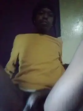 Snapshot of LLYSL chatting on February 19, 2:51 am LLYSL online show from February 19, 2:51 am