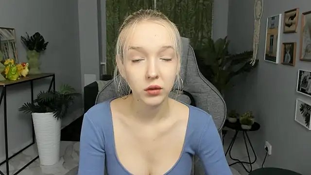 MaoqiBeverly online show from March 9, 8:29 am