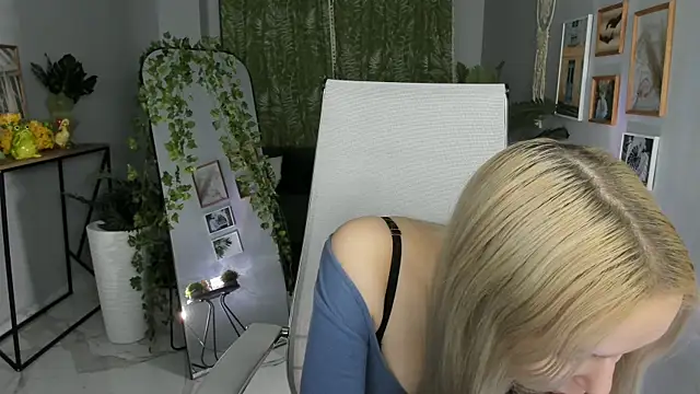 MaoqiBeverly online show from April 21, 5:58 am