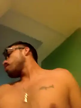 locoletal online show from February 25, 2:32 am