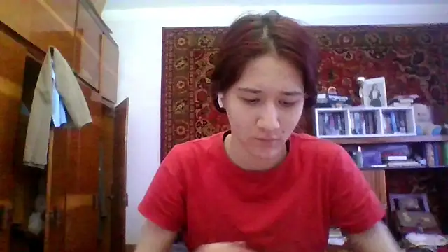 NickiKisinger online show from March 25, 5:13 am