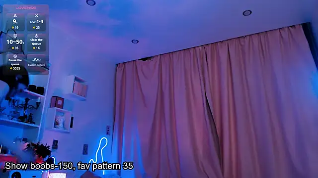 EllieHeart online show from April 5, 12:57 pm