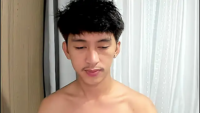  andrie69  online show from April 7, 7:14 pm