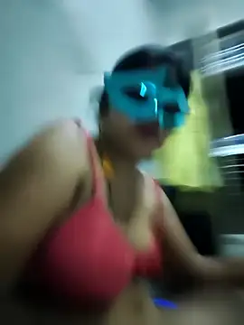 Snapshot of Sexy_khushi19 chatting on April 28, 2:33 pm Sexy khushi19 online show from April 28, 2:33 pm