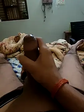 Snapshot of sexkingshiv chatting on April 3, 10:57 am sexkingshiv online show from April 3, 10:57 am