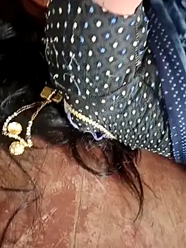 Snapshot of ashwiniraj567 chatting on March 10, 6:40 am ashwiniraj567 online show from March 10, 6:40 am