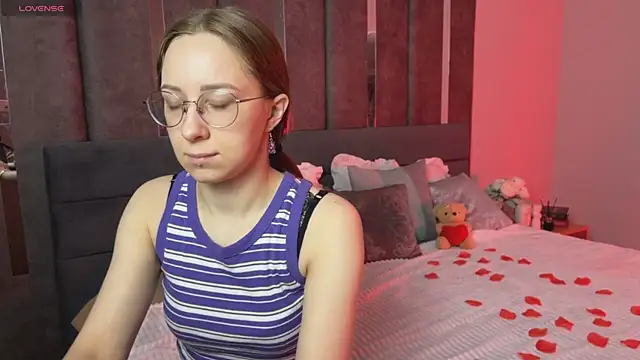 LillAlice online show from February 10, 12:48 am