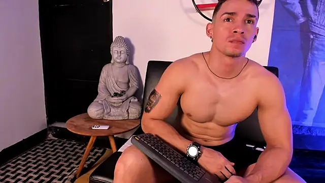 Snapshot of CRISTHIAN_WOLF1 chatting on May 31, 7:48 pm CRISTHIAN WOLF1 online show from May 31, 7:48 pm