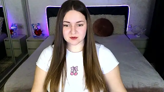 Snapshot of Eva_Luxx chatting on March 5, 11:01 pm Eva Luxx online show from March 5, 11:01 pm