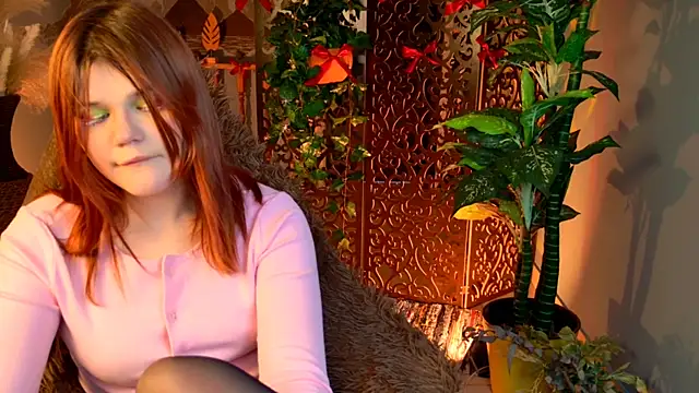 EllieFoxy online show from March 2, 5:08 am