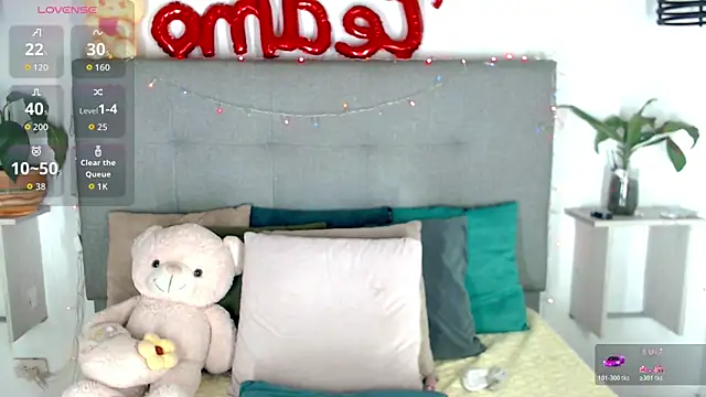 Sophia Valentina online show from April 19, 4:28 pm