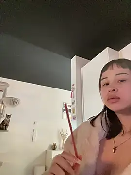 Just-Lilly online show from March 12, 11:16 am