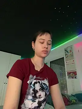 Just-Lilly online show from April 19, 4:39 pm