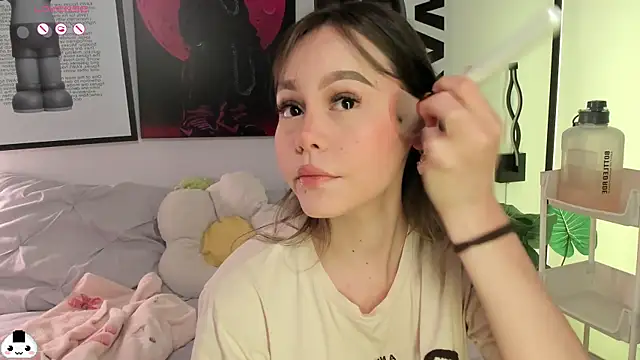 Hey lucy   online show from April 13, 11:37 am