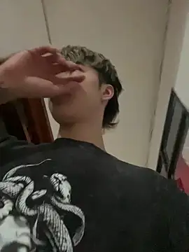 AlexanderCollman2 online show from April 21, 2:37 am