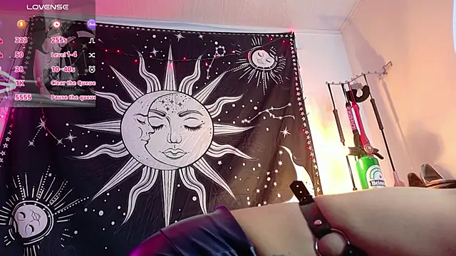 MadLustt online show from February 26, 2:27 pm