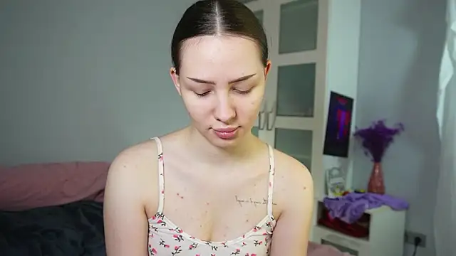 Snapshot of Murmella chatting on February 27, 4:23 am Murmella online show from February 27, 4:23 am