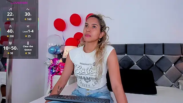  Giorgiina  online show from February 18, 12:34 pm