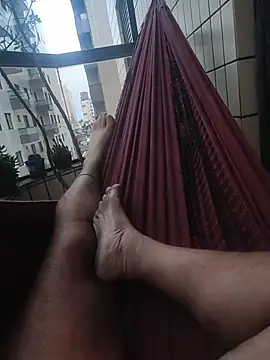 Snapshot of Gordinho_dos_pes chatting on April 12, 8:58 pm Gordinho dos pes online show from April 12, 8:58 pm