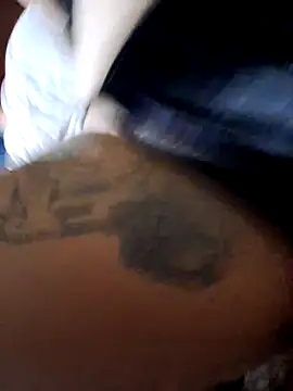 bigbooietx online show from April 22, 7:00 am