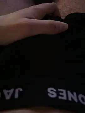 kev1n04 online show from April 19, 12:26 pm