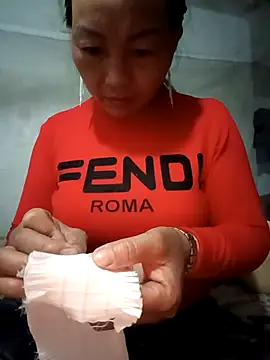 baby 112233 online show from April 18, 12:20 pm