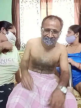 HoneyHush online show from March 13, 9:16 am