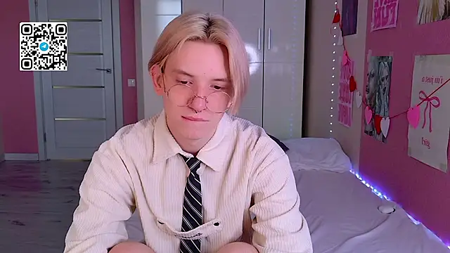 Ron Vilss online show from April 26, 4:32 am