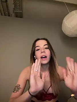 JulietSugar online show from April 2, 8:06 pm