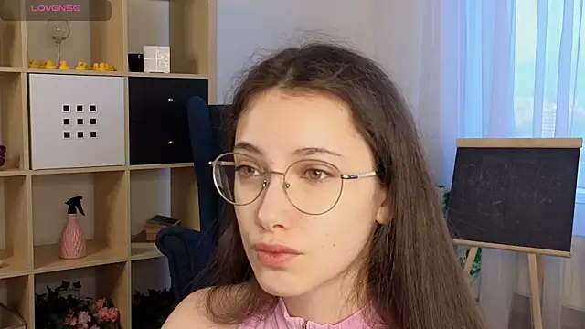 PamTrower online show from March 6, 3:03 am